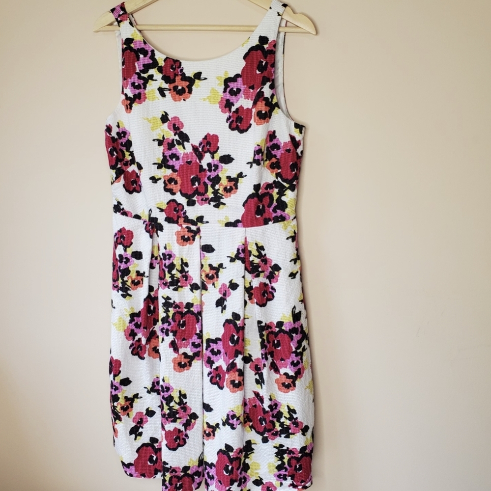 Loft floral print sleeveless dress size 8